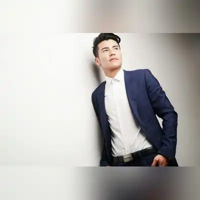 罗浩宇
